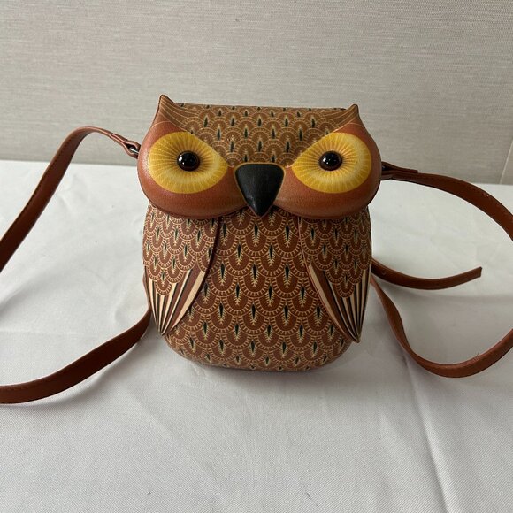 NWOT Unique OWL Vegan Leather Crossbody Handbag NEW - Picture 1 of 8